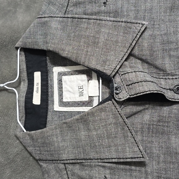 BKE slim fit button up size XL...ONLY WORE TWICE - Picture 3 of 4